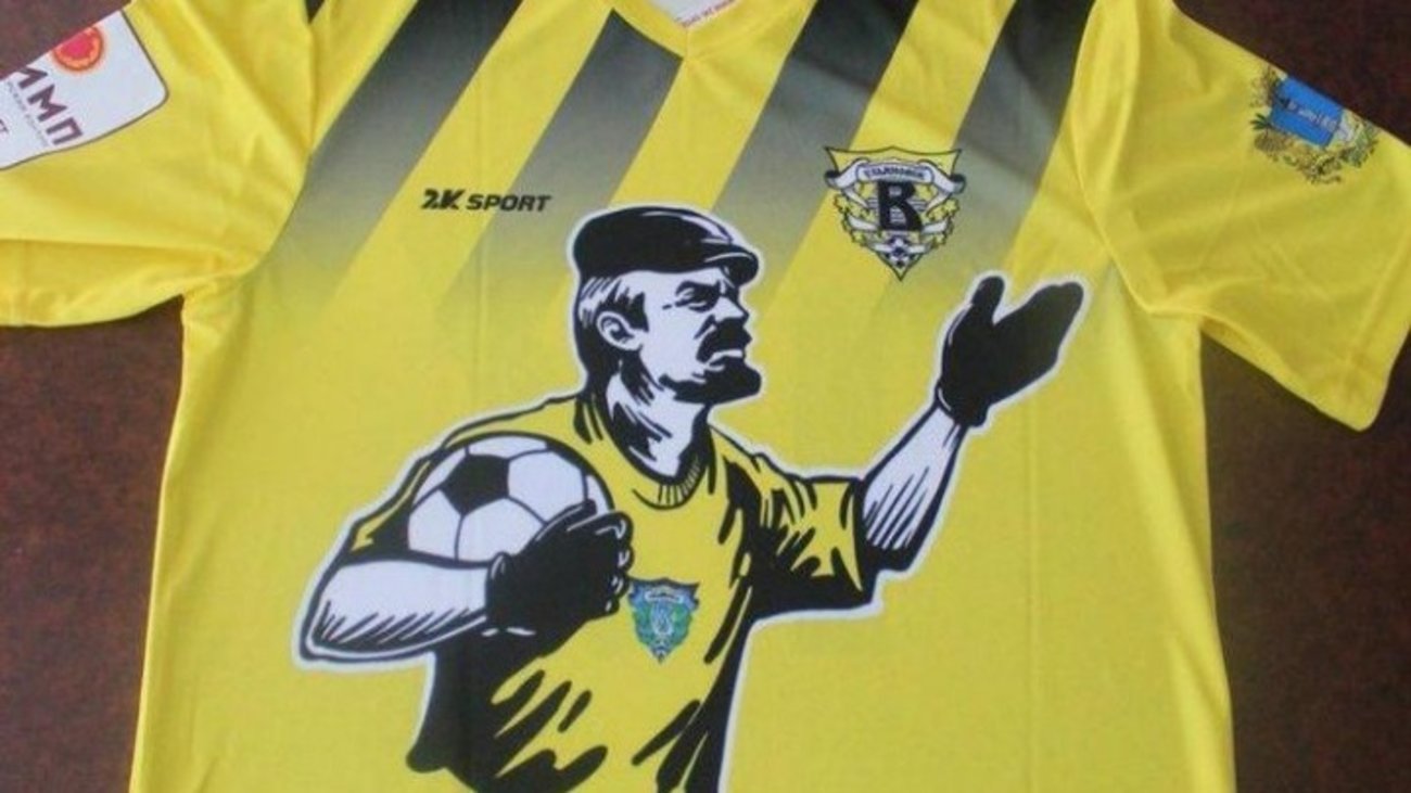 Ξυλοδαρμός "σοκ" από πρώην διεθνή ποδοσφαιριστή σε διαιτητή [Βίντεο]