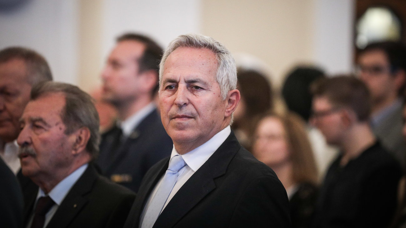 Πώς φτάσαμε στο "ναυάγιο" με τον Αποστολάκη - Οι συνομιλίες με Μητσοτάκη που εκθέτουν τον ναύαρχο