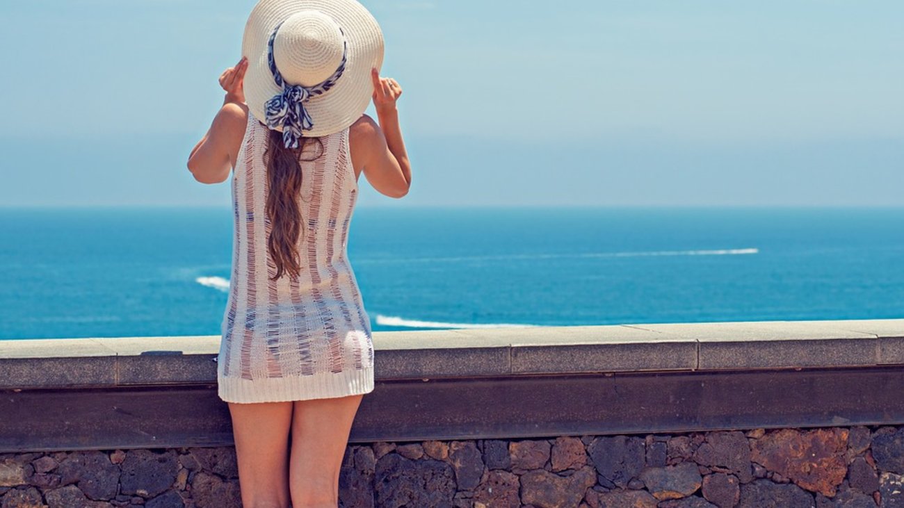 Η Johnson & Johnson ανακαλεί 5 αντηλιακά- Εντοπίστηκε καρκινογόνο χημικό