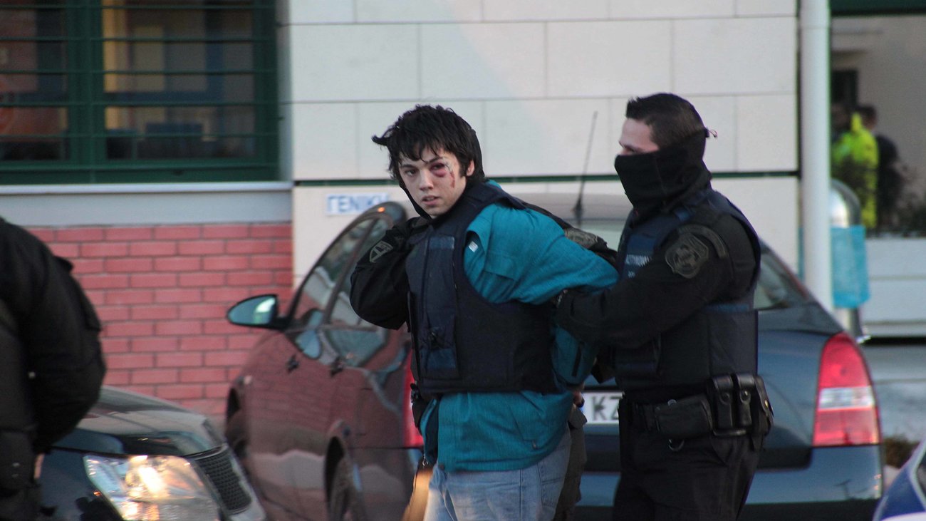 Κείμενο- προκήρυξη για τη βόμβα στην τράπεζα JPMorgan πριν από 14 χρόνια… βρέθηκε στην αποθήκη- γιάφκα στο Παγκράτι