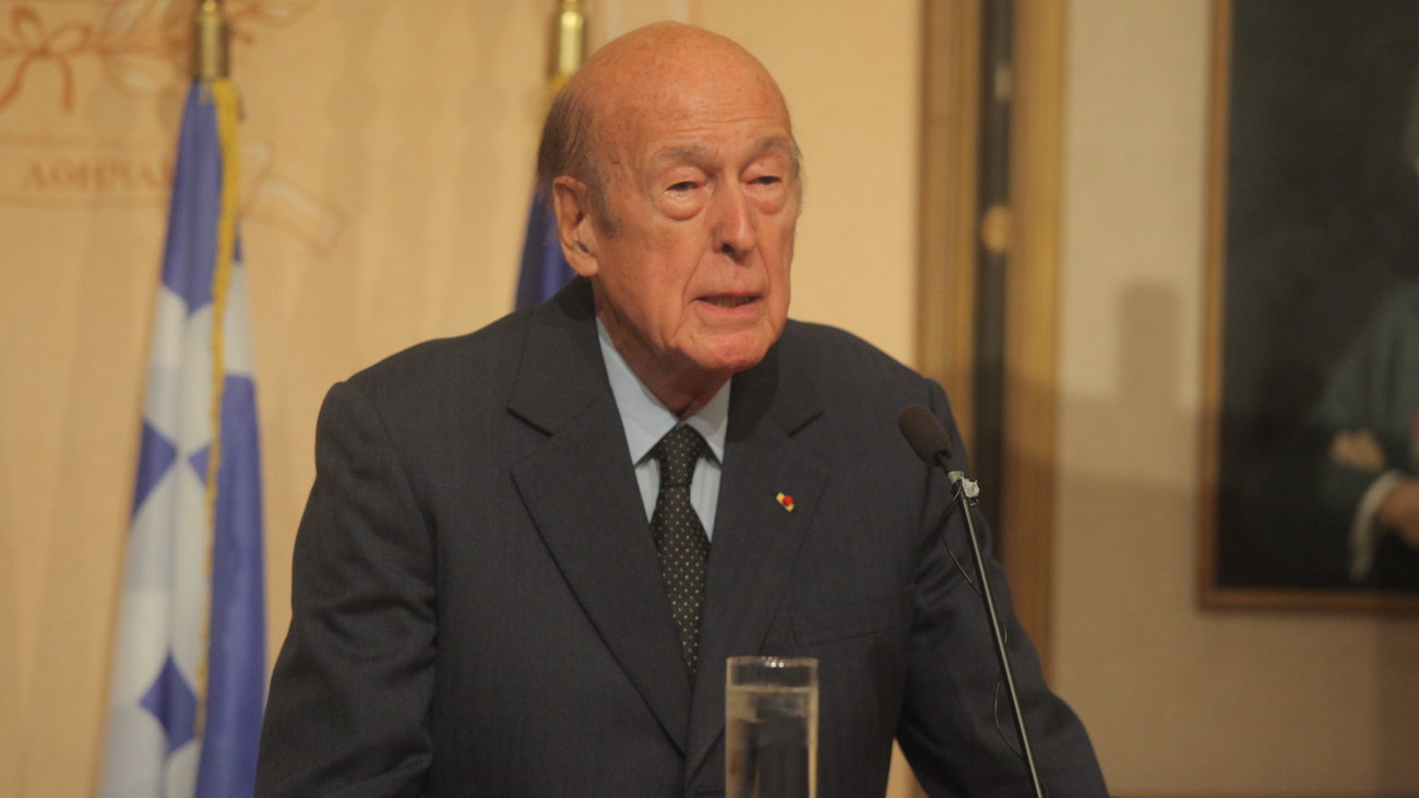 Ο Ζισκάρ ντ΄ Εστέν- σε ηλικία 94 ετών- κατηγορείται για σεξουαλική παρενόχληση δημοσιογράφου - εικόνα 2