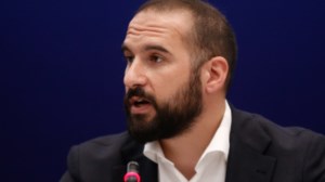 Βουλή: Άρση της ασυλίας του Νίκου Παππά για την υπόθεση "περούκα gate"