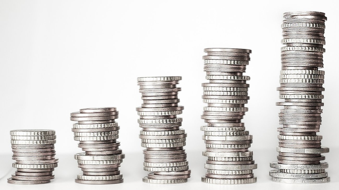 ΕΛΣΤΑΤ: Αύξηση 35,6% στο έλλειμμα του εμπορικού ισοζυγίου της χώρας τον Απρίλιο