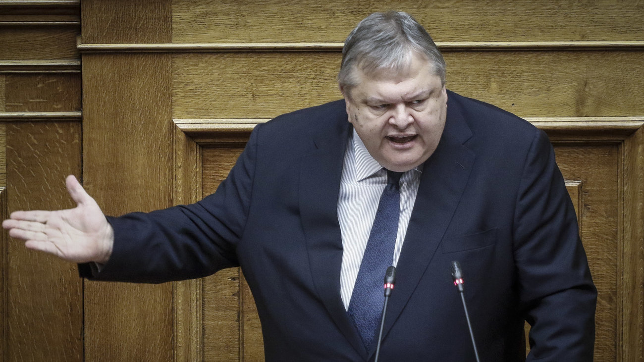 Ο Νίκος Ανδρουλάκης στο Μόντρεαλ: Επισκέφθηκε το σχολείο της ομογένειας [Εικόνες] - εικόνα 2