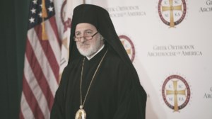 Ηχηρό μήνυμα Αρχιεπισκόπου Ελπιδοφόρου για τη δολοφονία Φλόιντ: Ακολούθησα τη φωνή της συνείδησης μου στη διαδήλωση - εικόνα 3