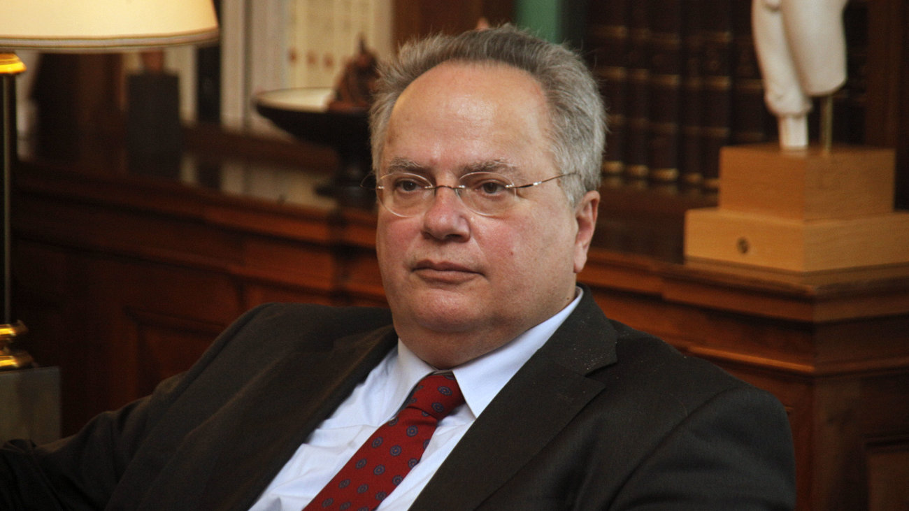 EURO 2020: Ο Ζόραν Ζάεφ με τη φανέλα της "Εθνικής Μακεδονίας" στο γήπεδο στο Βουκουρέστι [Εικόνες] - εικόνα 4