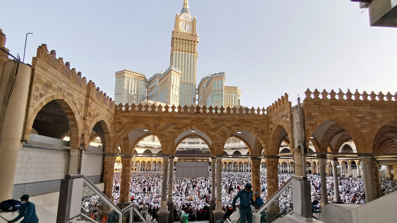 Ελβετία - Τέλος στη μπούρκα με δημοψήφισμα: "Η παράδοση είναι να δείχνουμε τα πρόσωπά μας" - εικόνα 2