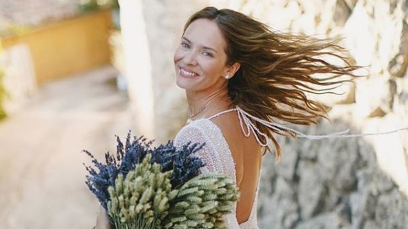 Χριστόπουλος - Μπραντ: Ποζάρουν μαζί 20 χρόνια πριν - Η διαφορετική μελαχρινή Ανίτα - εικόνα 10