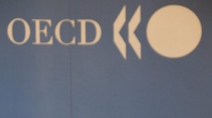 Σταϊκούρας: 37,8 δισ. ευρώ τα ταμειακά διαθέσιμα - Πρόσκληση σε επενδυτές να επενδύσουν στην Ελλάδα - εικόνα 2