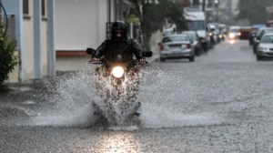 Η κακοκαιρία Byron άλλαξε χρώμα στον Θερμαϊκό: Εντυπωσιακά εναέρια πλάνα από το Λιτόχωρο