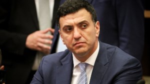 Εκκληση για την Αλεξία που πριν από πέντε χρόνια την Κυριακή του Πάσχα χτυπήθηκε από αδέσποτη σφαίρα παίζοντας στην αυλή - εικόνα 2