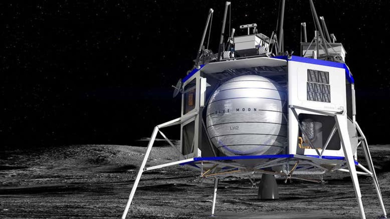 Κι όμως ισχύει: Η Σελήνη επηρεάζει τόσο τον ύπνο όσο και την περίοδο των γυναικών