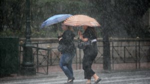 Εορτολόγιο: Όλα τα ονόματα που γιορτάζουν σήμερα, Δευτέρα 2 Μαΐου