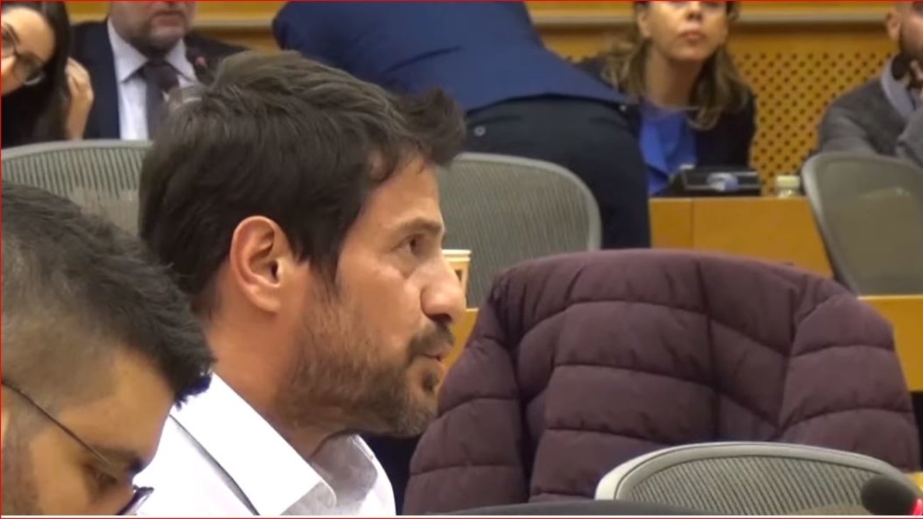 Αγνώριστος ο Αλέξης Γεωργούλης - Η απίστευτη μεταμόρφωση του ηθοποιού και ευρωβουλευτή [εικόνες] - εικόνα 7