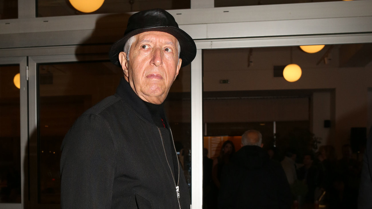 Κωνσταντίνος Τζούμας: Είμαι πατέρας πέντε παρ’ ολίγον παιδιών, τότε ήταν της μόδας οι εκτρώσεις - εικόνα 6