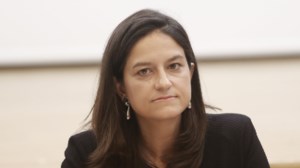 Θεοδωρικάκος: Επίσπευση διαδικασιών για μάσκες και προσλήψεις προσωπικού καθαριότητας στα σχολεία - εικόνα 2