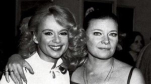 "Η κόντρα Καρέζη - Βουγιουκλάκη ήταν θέμα μάρκετινγκ - Έτρωγαν και έβγαιναν μαζί" - εικόνα 6