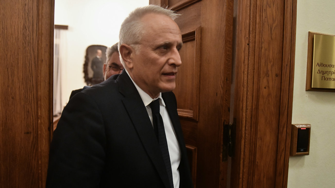 Αποστάσεις Ντόρας Μπακογιάννη από τοξικότητα και λάσπη: Υπάρχουν πιο σημαντικά θέματα από τη... "βίλα Ραγκούση"