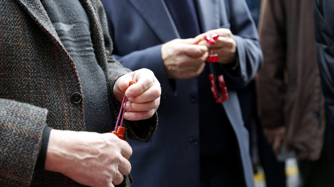 Επίδομα 800 ευρώ: Ποιοι είναι οι νέοι δικαιούχοι - Πού πρέπει να κάνουν αίτηση