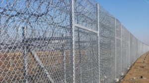 Θερμικές κάμερες, drones και ελικόπτερα: Το τείχος του Έβρου σε στεριά και αέρα