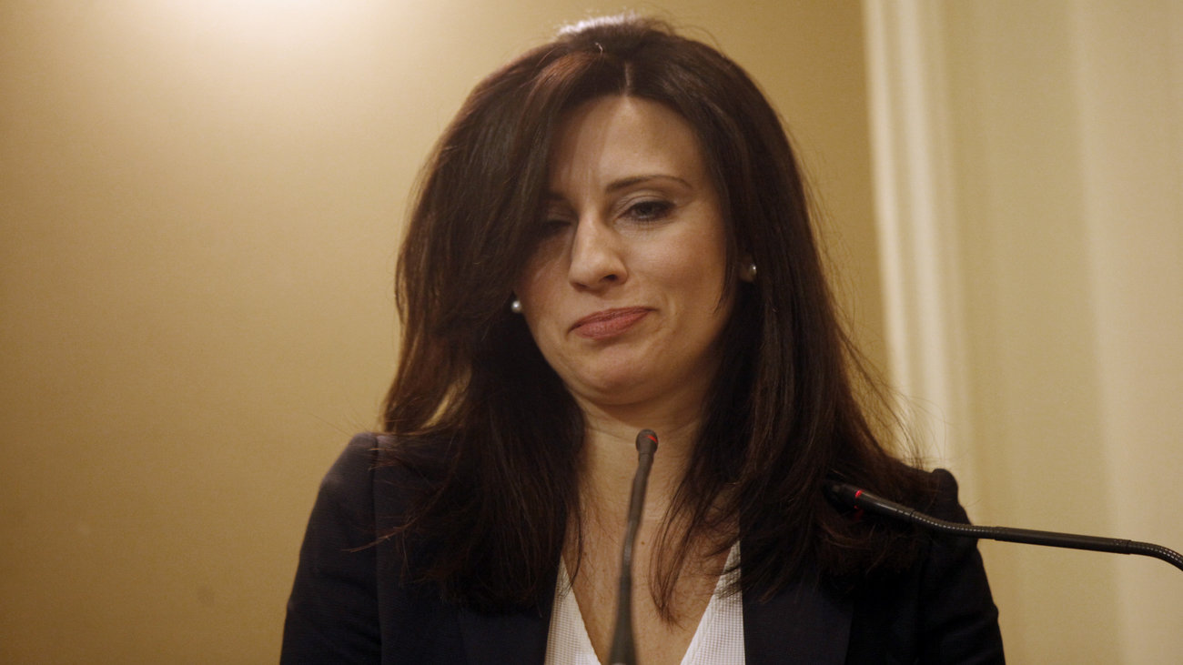 Αίρεται η ασυλία της Κασσιμάτη του ΣΥΡΙΖΑ για το "Μπάτσοι γουρούνια δολοφόνοι"