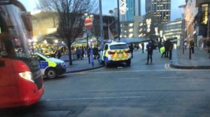 Μπέρμιγχαμ: Σοβαρό περιστατικό με μαχαιρώματα- Αγνωστο πόσοι έπεσαν θύματα της επίθεσης