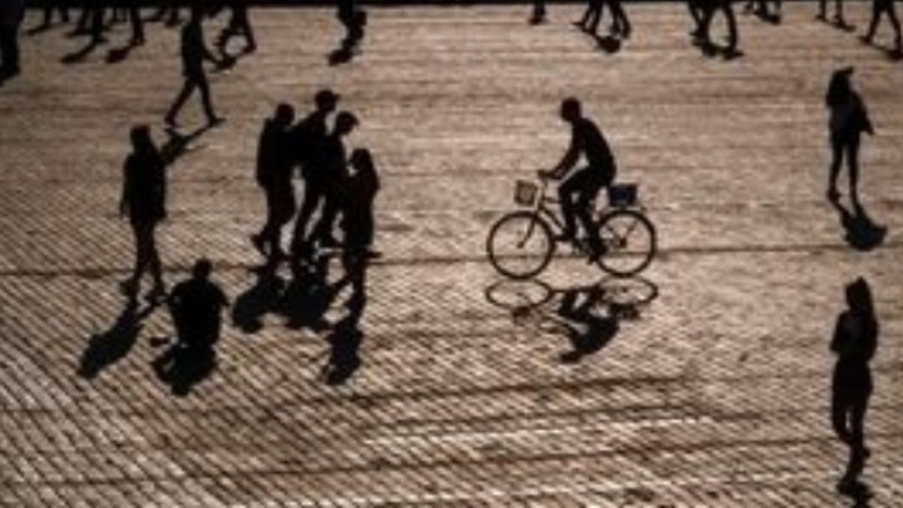 Πρεμιέρα σήμερα για τις θερινές εκπτώσεις - Ποια Κυριακή θα είναι ανοιχτά τα καταστήματα