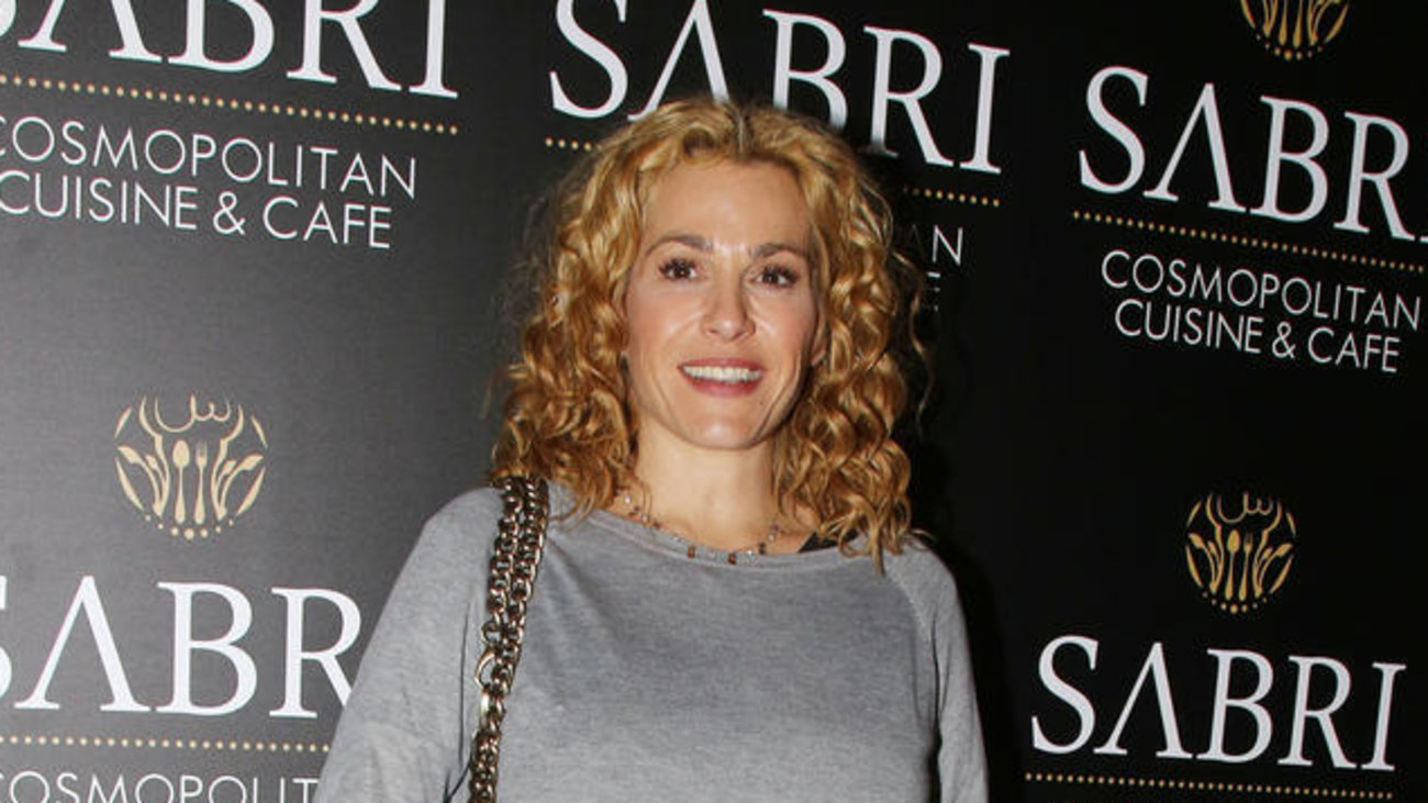 Τζένη Μπότση: Οι  πρώτες λέξεις της κόρης της λύγισαν και τη διάσημη νονά της - εικόνα 3