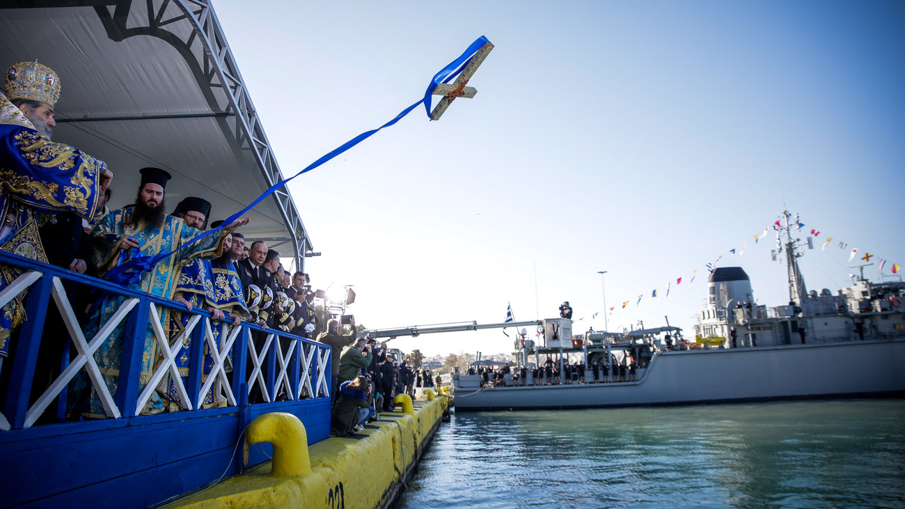 Φώτα: Ποιοι δρόμοι είναι κλειστοί σε Αθήνα και Πειραιά - Πώς θα λειτουργήσουν τα ΜΜΜ