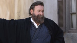 Αγριες Μέλισσες - Κωστής Σαββιδάκης: Από γραφείο τελετών μου πρότειναν να γίνω guest star σε κηδείες