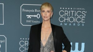 Σαρλίζ Θερόν: Ο τσακωμός σε τράπεζα που της άνοιξε τον δρόμο για το Χόλιγουντ - εικόνα 9