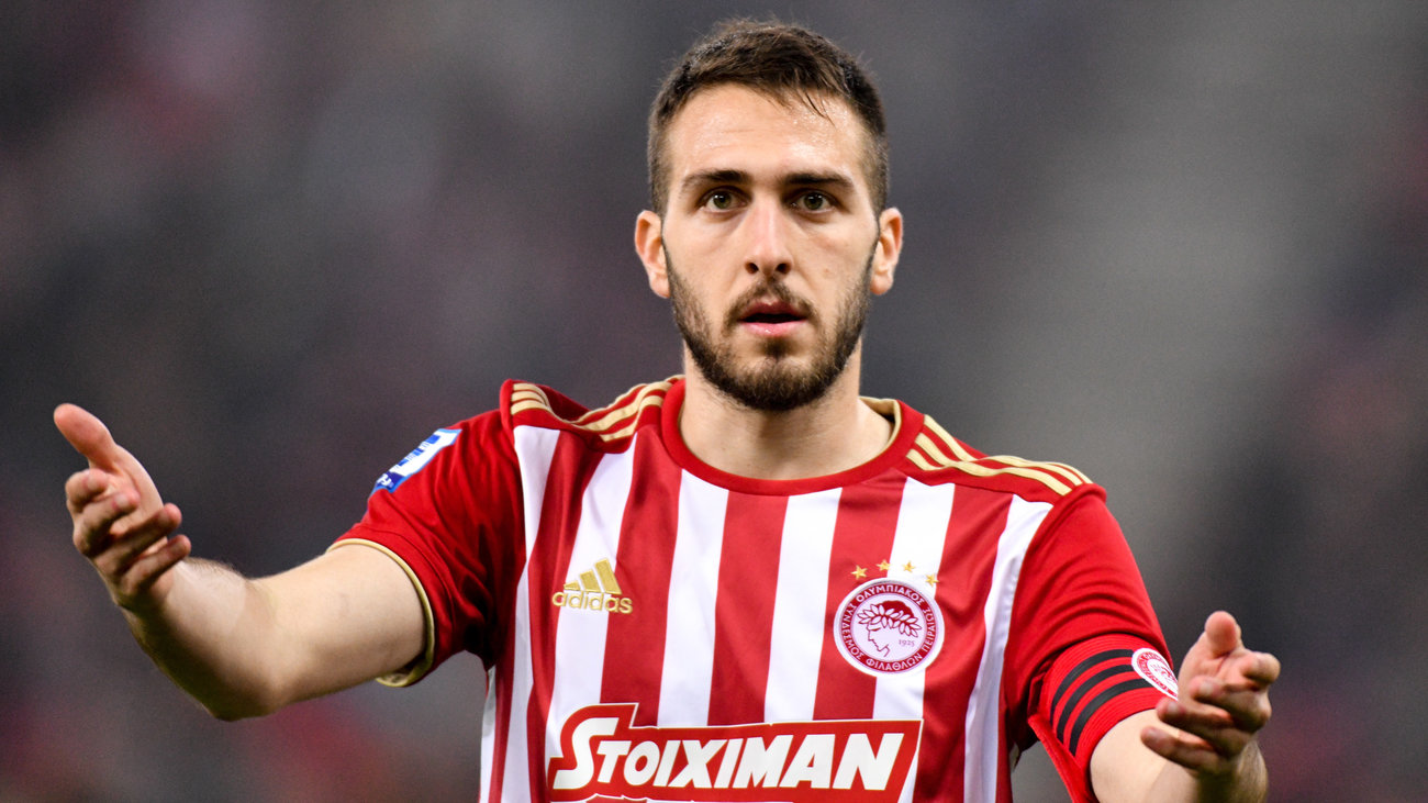 Στέφανος Τσιτσιπάς: Άρθρο-αποθέωση από την Daily Mail λίγο πριν το Wimbledon -"Ελληνας Θεός, ο Αδωνις του τένις" - εικόνα 2