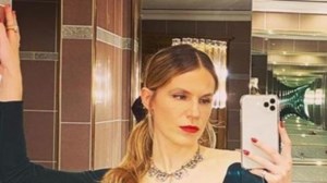 Ντάσα Ζούκοβα: Αγκαλιά με τον σύζυγό της Σταύρο Νιάρχο - Η σπάνια φωτογραφία του ζευγαριού - εικόνα 5