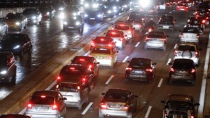 Αρτέμιδα: Νεκρός ο 43χρονος οδηγός του ΙΧ που καρφώθηκε σε δέντρο