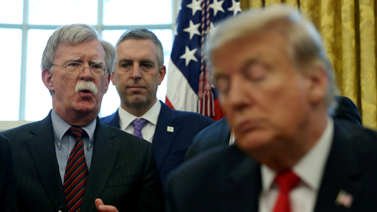 Αντίδραση Πομπέο για τις αποκαλύψεις φωτιά: Ο Μπόλτον είναι προδότης που κάνει κακό στη χώρα του