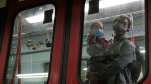 Κορονοϊός - Καμπανάκι από τον Αμερικανό "Τσιόδρα": Επικίνδυνη η βιαστική διανομή μη ελεγμένου εμβολίου, λέει ο Φάουτσι