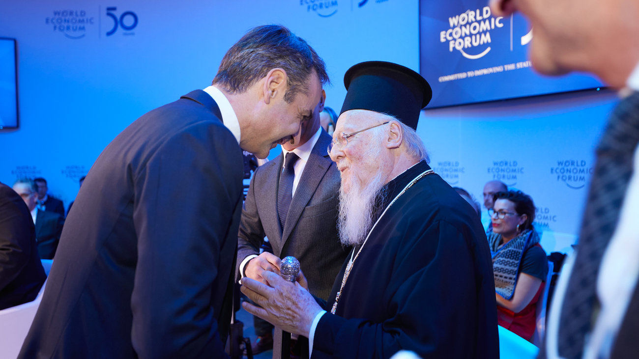 Επίσκεψη Μητσοτάκη στα Ηνωμένα Αραβικά Εμιράτα - Ποιοι τον συνοδεύουν - Τι θα συζητήσει