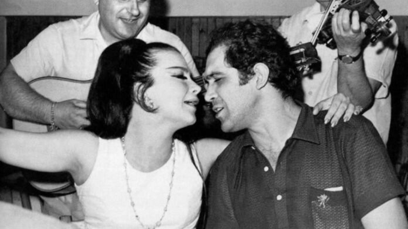 Κωνσταντίνος Καζάκος: Το εκπληκτικό πορτρέτο της Τζένης Καρέζη που έχει στο σπίτι του [Εικόνες] - εικόνα 2