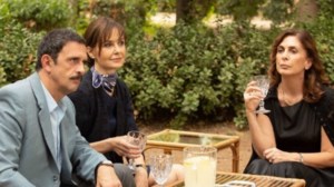 Λεωνίδας Κακούρης: Ποζάρει ως περήφανος Εύζωνας με τιμή και δέος