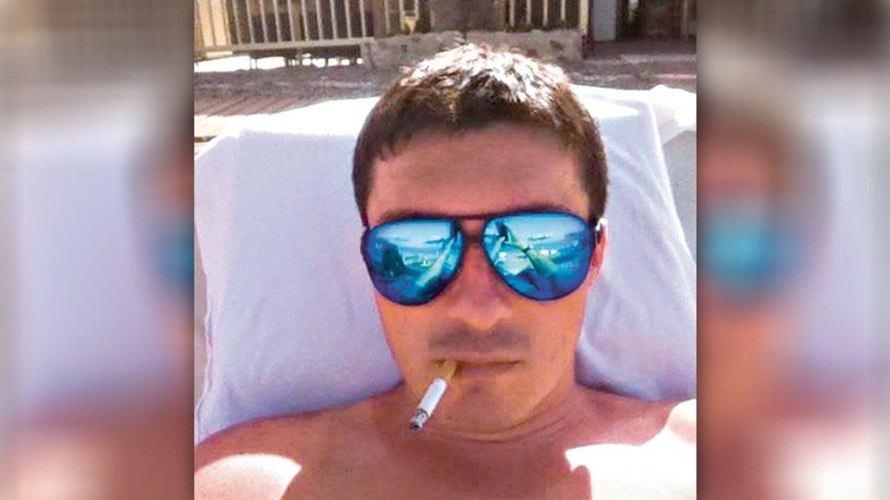 Σάλος στον Βόλο: Χτύπησε λάθος κουδούνι και αποκαλύφθηκε το... ροζ διαμέρισμα - Χαμός στην πολυκατοικία