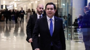 Ξέσπασμα Μηταράκη για Καμένα Βούρλα: Είναι απόβλητα τα παιδιά; Ασχημη η εικόνα για τη χώρα - εικόνα 2