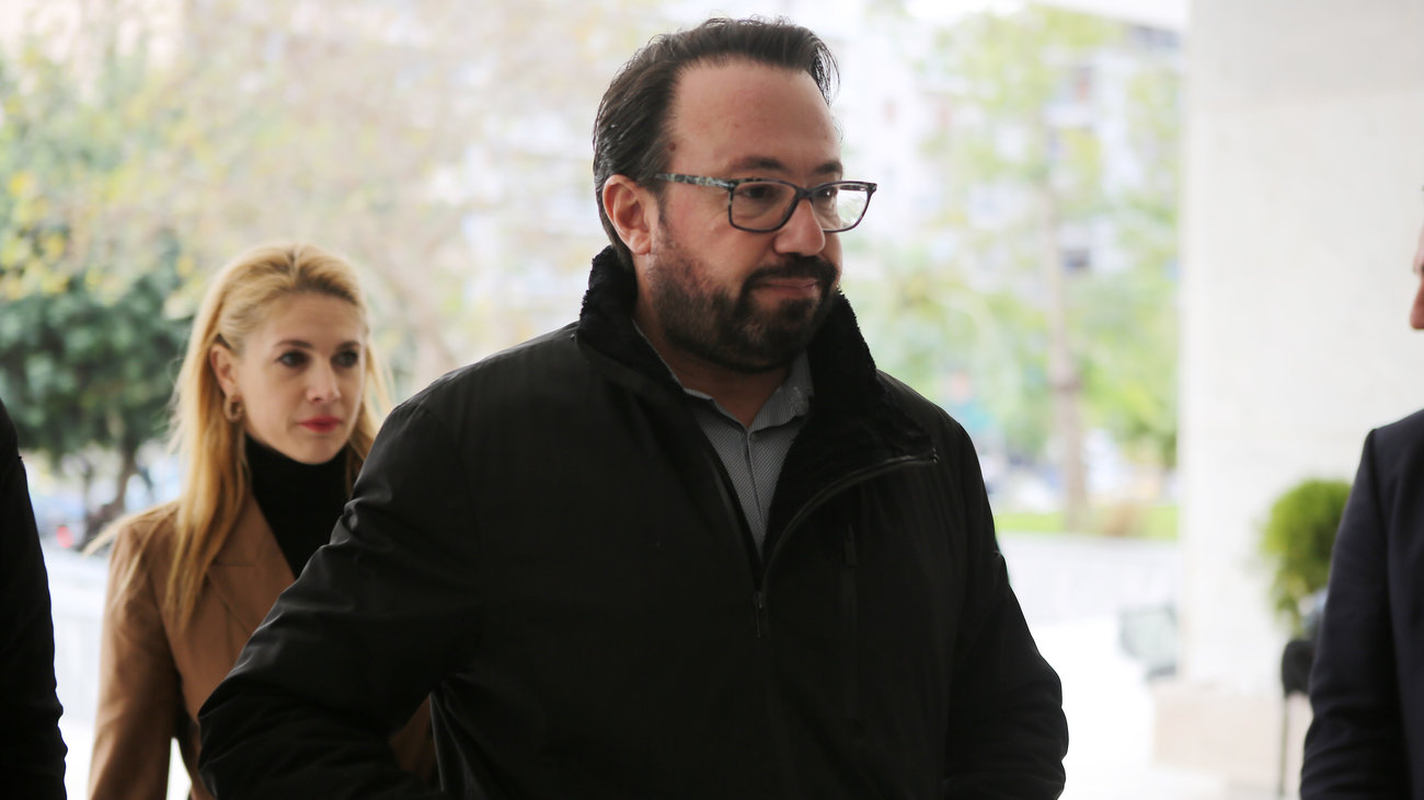 "Εμφύλιος" αστυνομικών στην Πάτρα μετά τη μήνυση για υπόθεση κλοπών δικύκλων - εικόνα 2