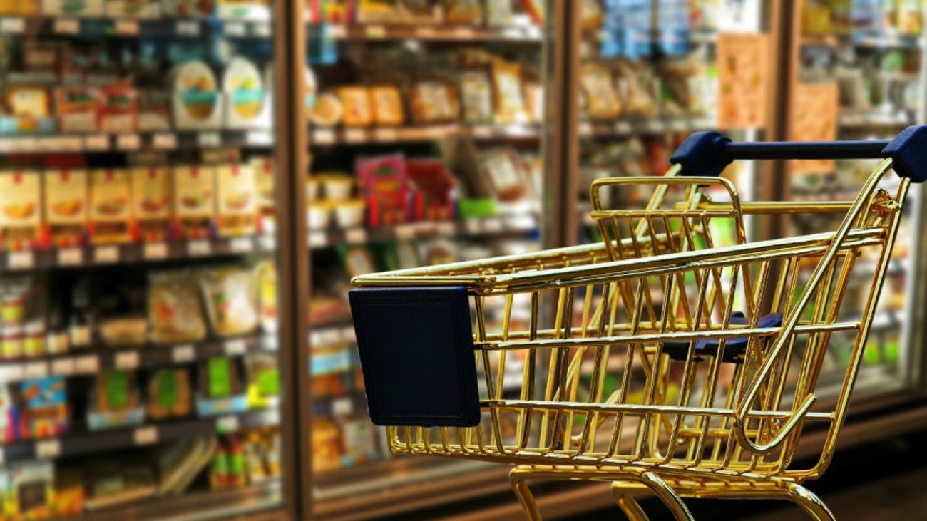 Ανατιμήσεις "φωτιά" στο ελαιόλαδο: Ξεπερνάει ακόμα και τα 26 ευρώ το λίτρο [βίντεο]