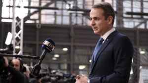 Σύνοδος Κορυφής: Νύκτα... σόου και τσακωμών για τη μοιρασιά 1 τρισ. ευρώ