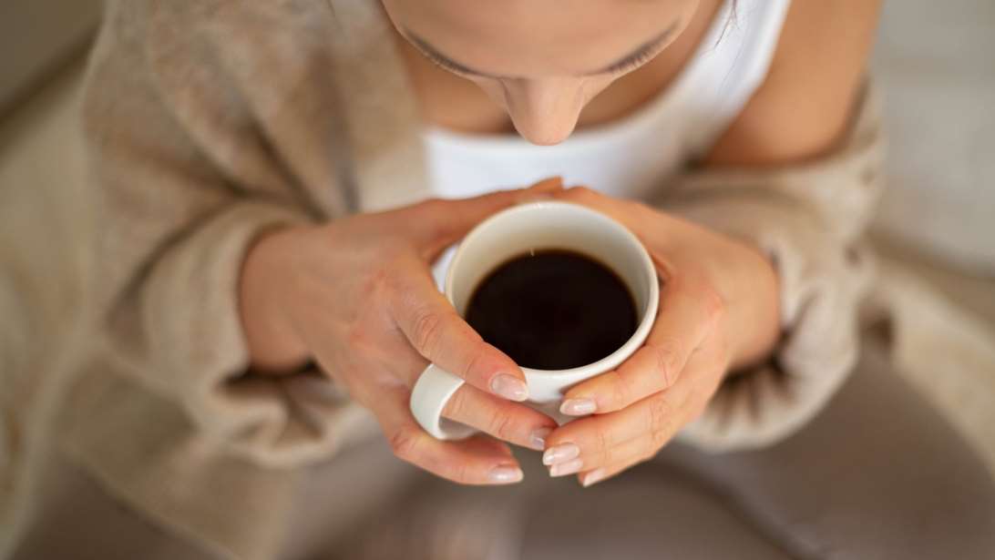 Πόσοι καφέδες την ημέρα μπορούν να μειώσουν το κίνδυνο άνοιας - Τα στοιχεία που ευνοούν τους λάτρεις της καφεΐνης