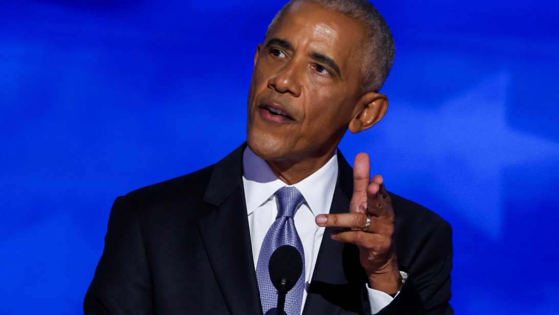 Eπίθεση Ομπάμα στον Τραμπ: Ο πολιτικός λόγος έχει καταντήσει "παράσταση κλόουν... εκτρέπει την προσοχή"