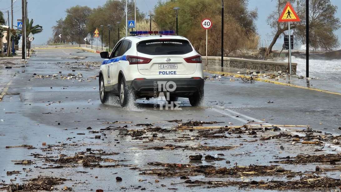 Σε εξέλιξη η κακοκαιρία: Ήχησε το 112 σε Χίο και Σέριφο - Εκκληση για περιορισμό μετακινήσεων