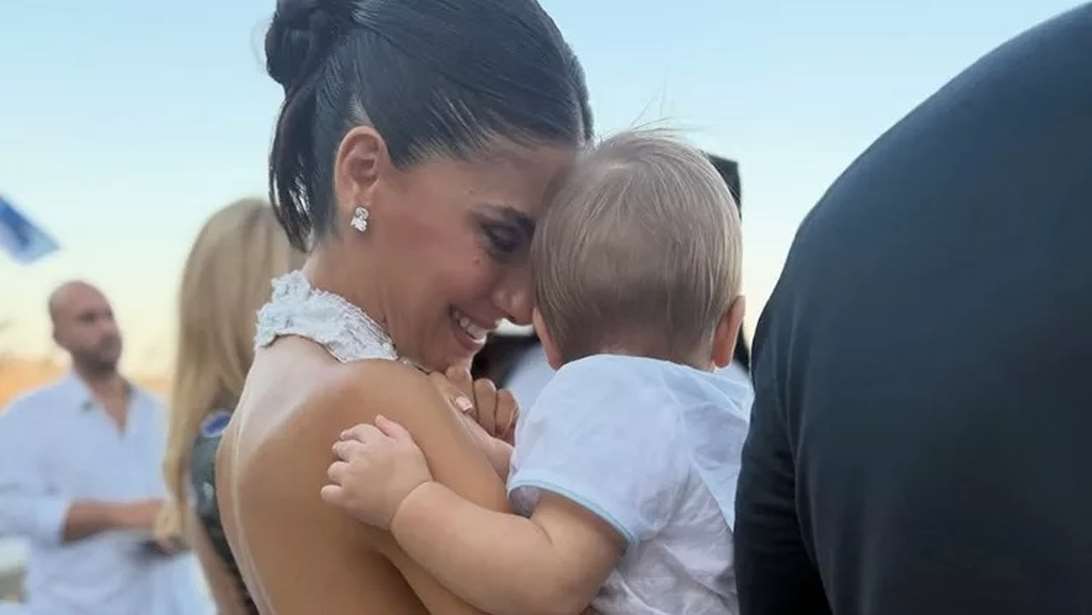 Αλεξάνδρα Νίκα: Απαθανατίζει τη Μιράντα Πατέρα με τον Βασίλη της στην πιο γλυκιά τους στιγμή