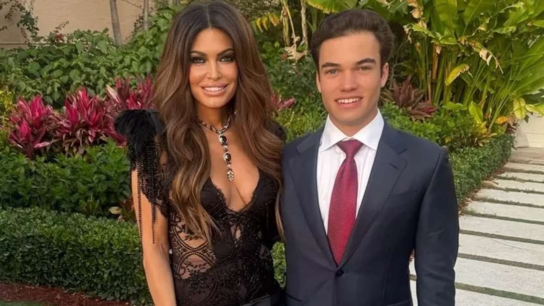 Kίμπερλι Γκιλφόιλ: Μόλις γνωρίσαμε τον 19χρονο γιο της, Ρόναν