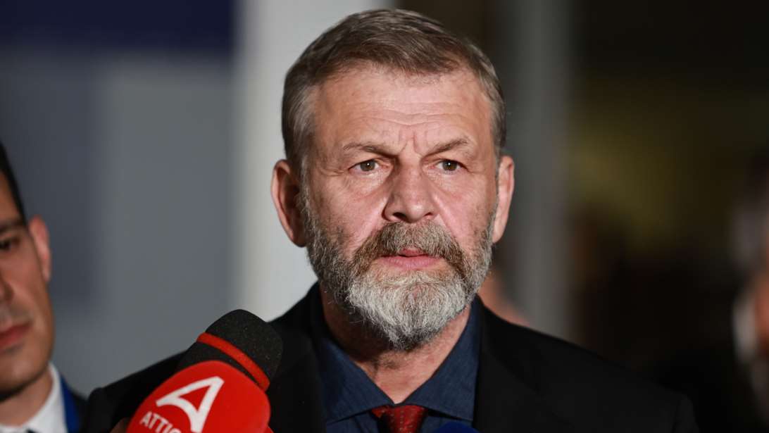 Απόστολος Γκλέτσος σε Σίσσυ Χρηστίδου: &quot;Μου στήσατε παγίδα, είστε παιδάκια&quot; - Εκτός εαυτού στον &quot;αέρα&quot; ο ηθοποιός